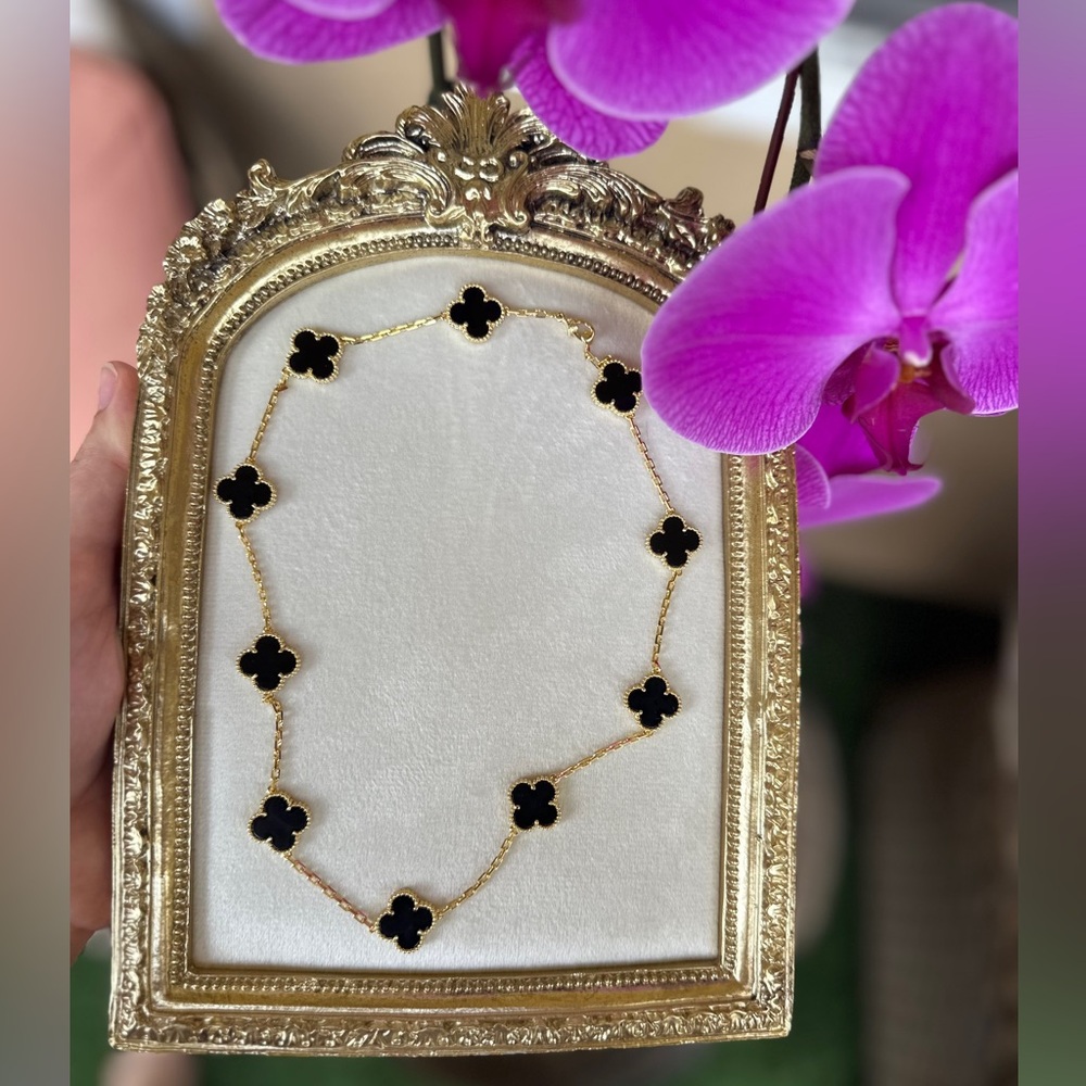 Alhambra Style 10 Motifs Black Onyx and Gold Clover Necklace